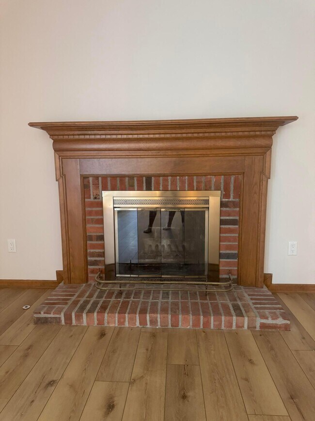 Building Photo - 564 Glenside Ln