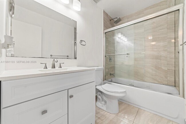 Building Photo - 1560 NE 151st St