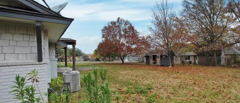 Building Photo - 212 Linda Ln