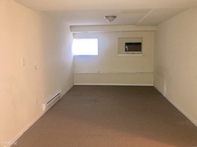 Building Photo - 4412 Walnut St