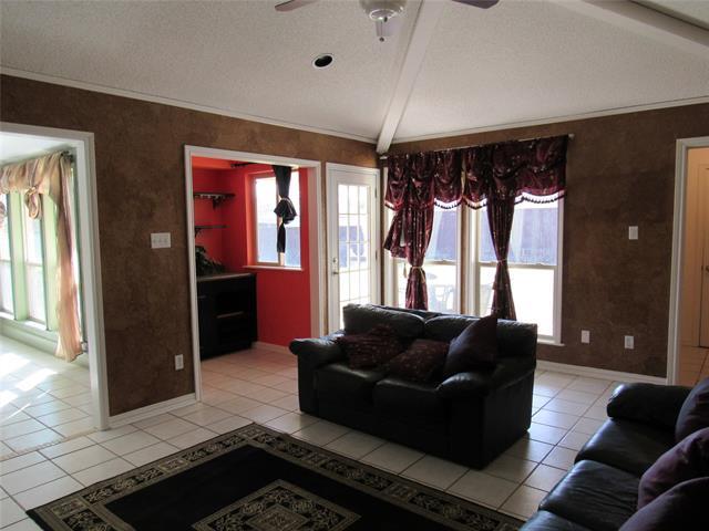 Building Photo - 2312 Blue Cypress Dr