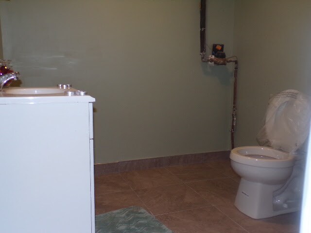 Building Photo - 1619 N 60th St