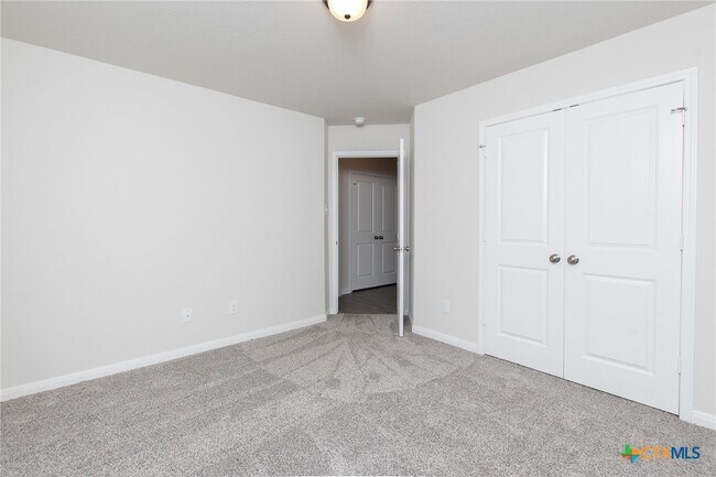 Building Photo - 9806 Kensley Rose Dr
