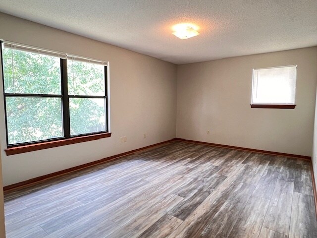Primary Photo - 1023 NE Lindsay Ave