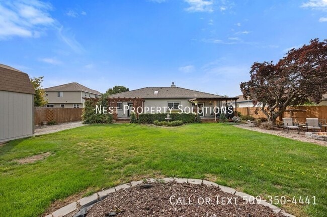 Building Photo - 318 E Tanglewood Dr