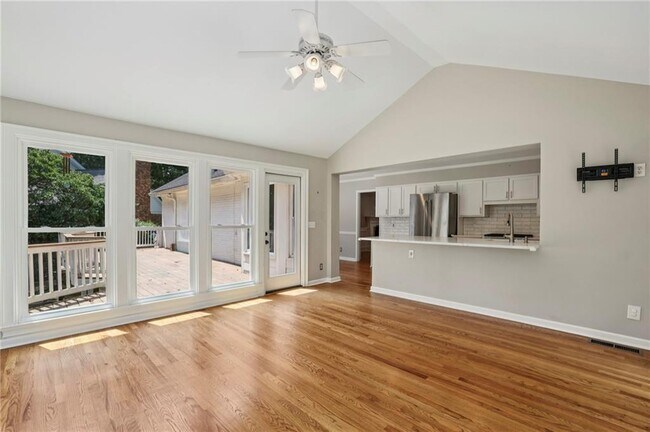Building Photo - 5653 Trowbridge Dr