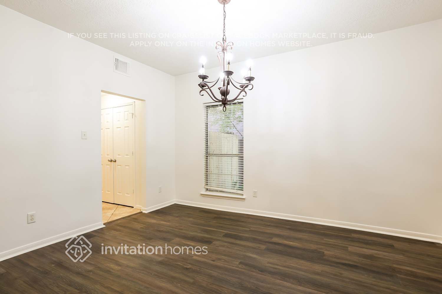 Building Photo - 8618 Discus Dr