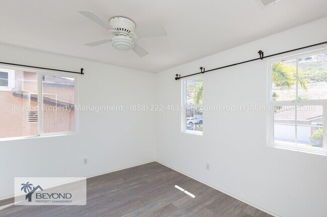 Building Photo - ***SOLAR***GATED ACCESS***2 CAR GARAGE***P...
