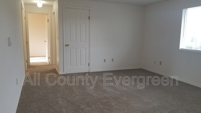 Building Photo - ***MOVE-IN SPECIAL***2250 I St NE