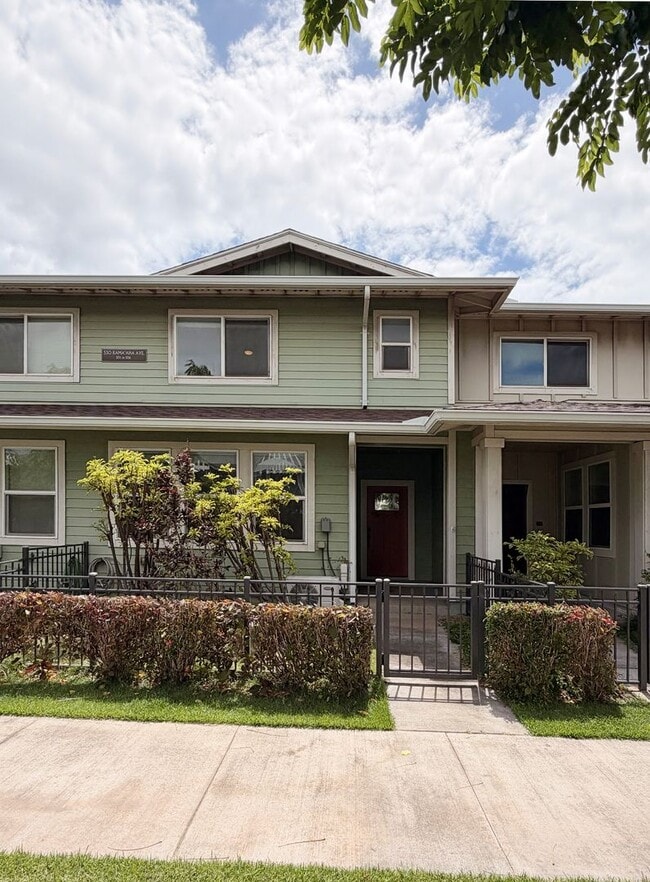 Building Photo - 550 Kamaaha Ave