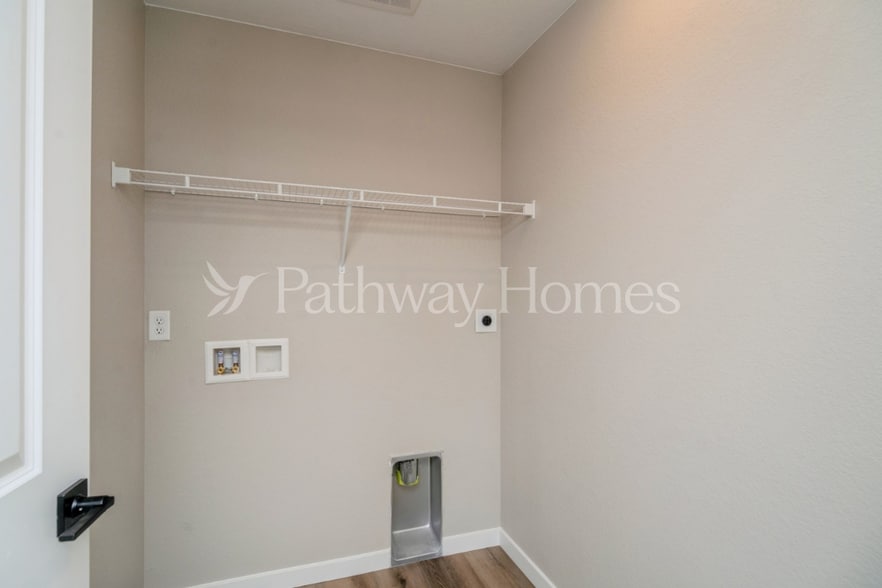 Building Photo - 9446 Yampa Ct