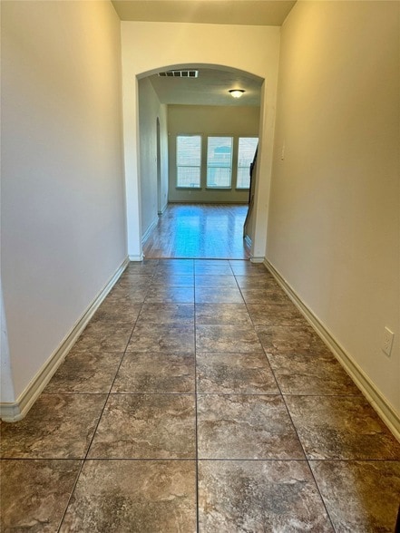 Building Photo - 3314 Selene Dr