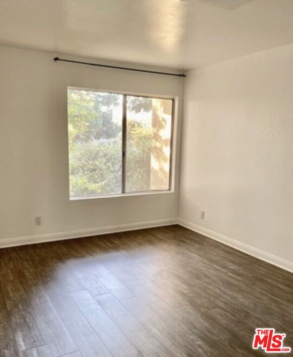 Building Photo - 10205 Summertime Ln