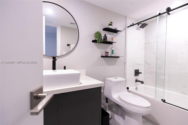 Building Photo - 210 172nd St