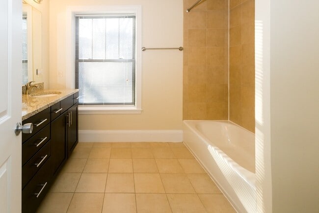 Floorplan - 5111 S. Kimbark Avenue