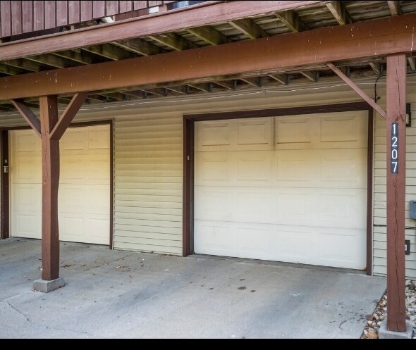 Building Photo - 1207 Cambria Ct