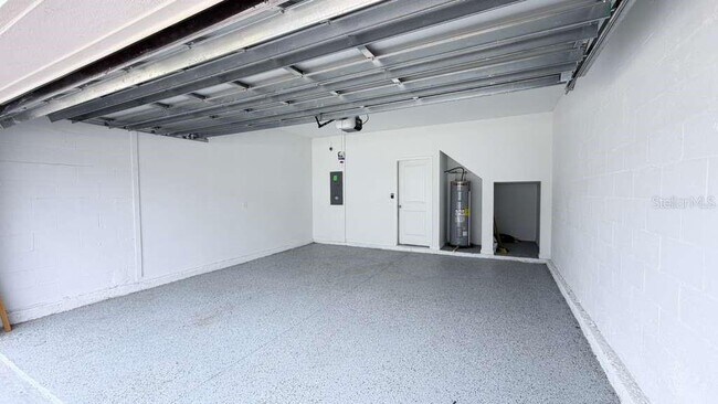 Building Photo - 207 Bogey Dr