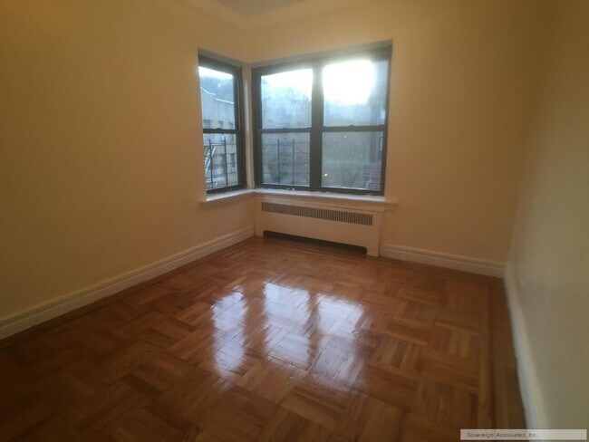 Floorplan - 12 Dongan Place