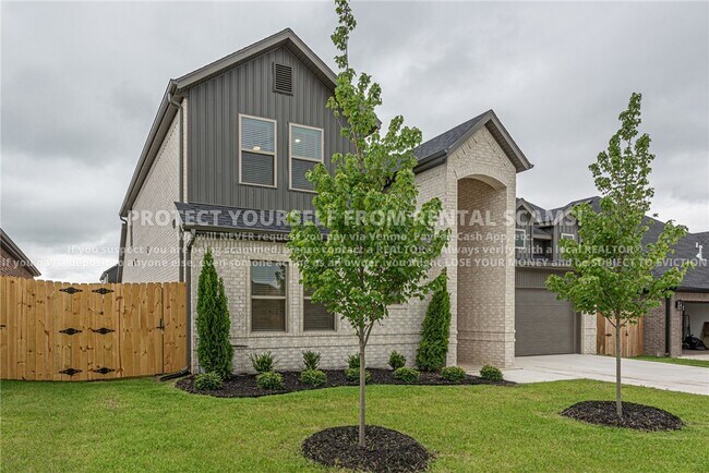Building Photo - 6902 SW High Meadow Blvd