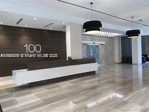 Building Photo - 100 Bayview Dr