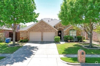 Building Photo - 2416 Yuma Dr