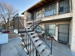 Building Photo - 625 N 12th St.