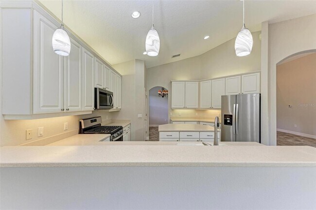 Building Photo - 337 Snapdragon Loop
