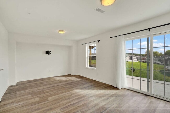 Building Photo - A Welcoming Place to Call Home in Red Lion