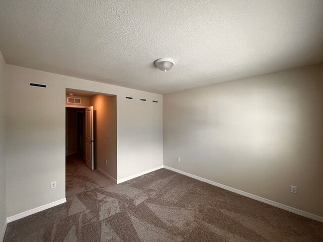 Building Photo - 4508 Sparkling Shell Ave