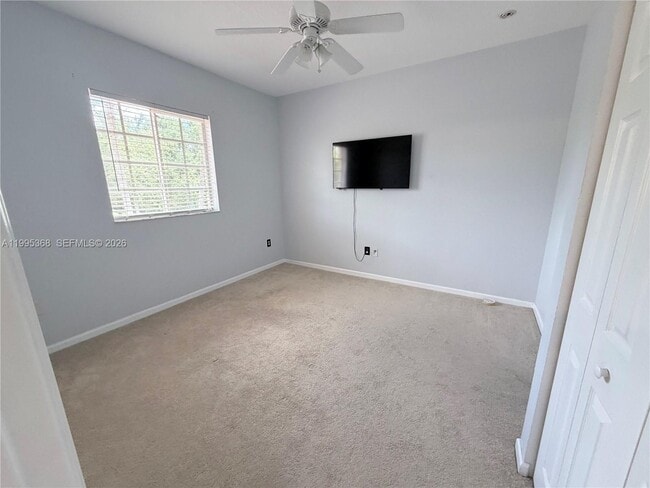 Building Photo - 5747 Isles Cir