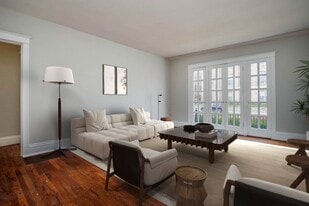 Building Photo - 738 Kingsland Ave