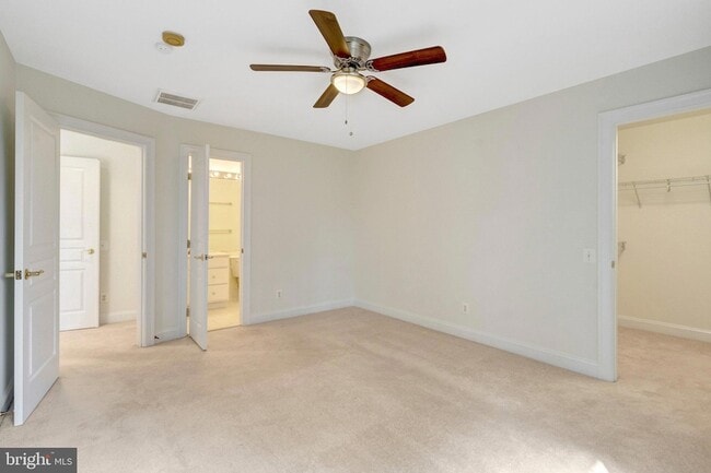 Building Photo - 5257 Winter View Dr