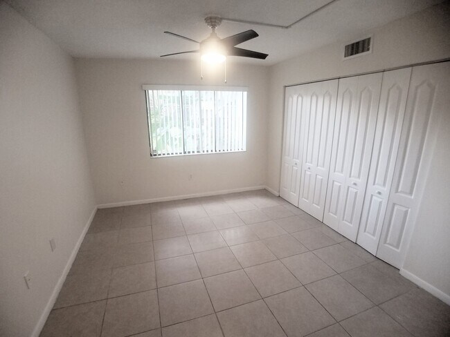 Building Photo - Cozy 1/1 Condo for rent at Wimbledon Park ...