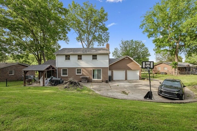 Building Photo - 109 Cloverdale Ct