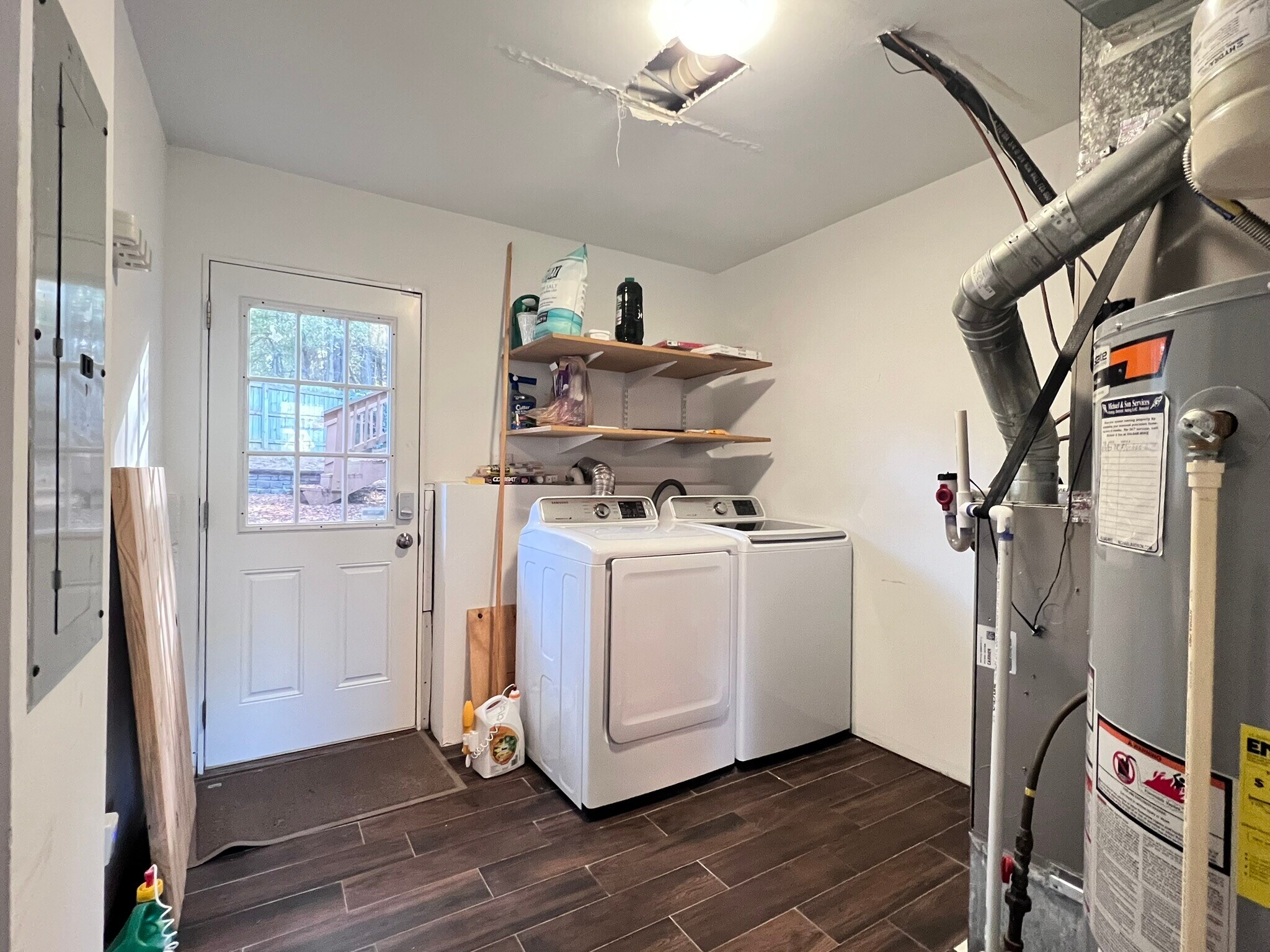 Building Photo - 109 Carmel Woods Ct