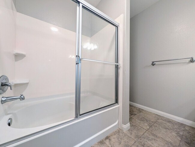 Building Photo - Coming Soon! Beautiful Ground Floor Condo in Carmel Valley