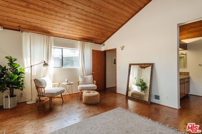 Building Photo - 4450 Alla Rd