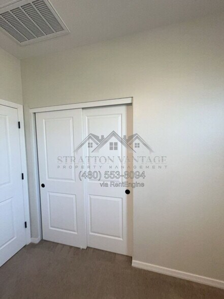 Building Photo - 4219 Nora Dr