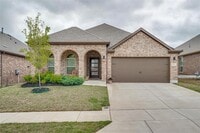 Building Photo - 2937 Log Cabin Dr