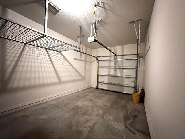 Building Photo - 1453 River Rock Ct