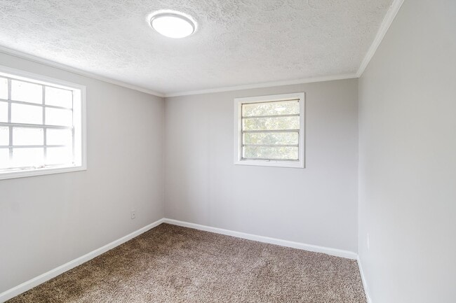 Building Photo - 1107 Jackson Ln