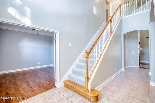 Building Photo - 1440 S Burgandy Trail