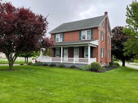 Building Photo - 3409 Division Hwy