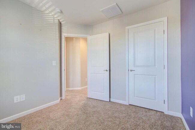 Building Photo - 7001 Trek Way