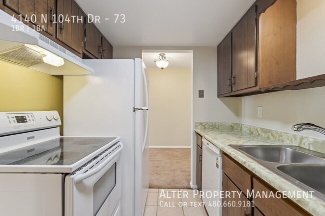 Building Photo - 4140 N 104th Dr
