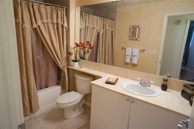 Building Photo - 233 S Federal Hwy