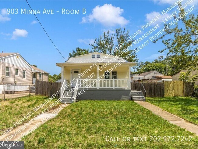 Building Photo - 903 Minna Ave