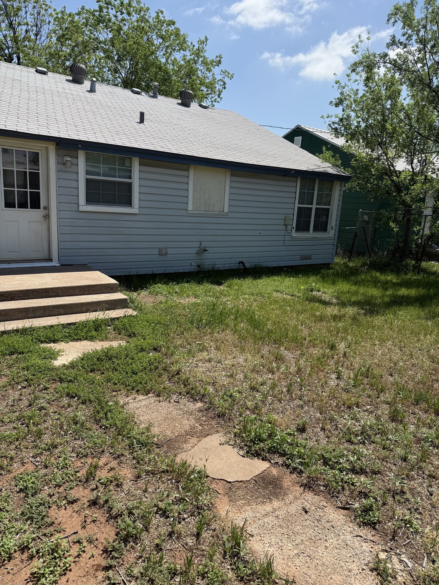 Building Photo - 1226 Green St