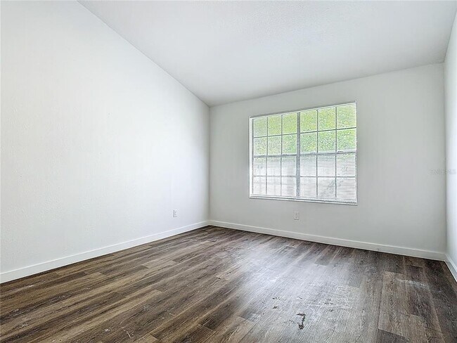 Building Photo - 2717 N Poinciana Blvd