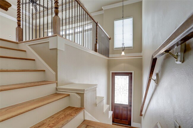 Building Photo - 1737 Aden Mist Dr